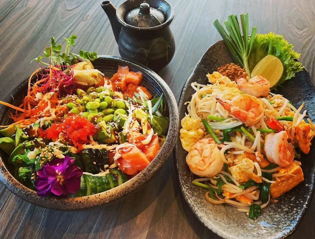 Lila Sushi & Thai kitchen