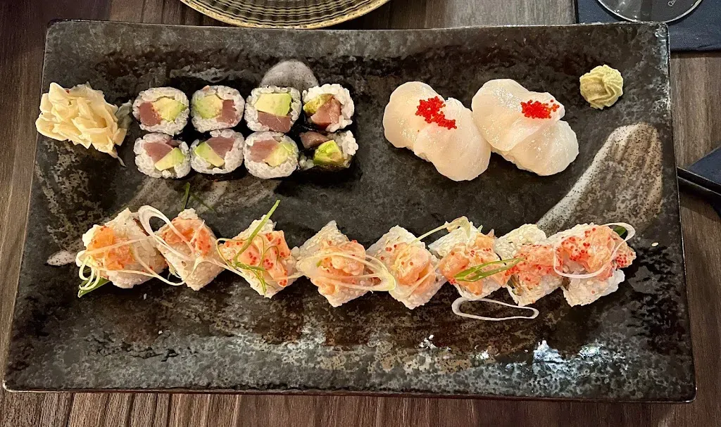 Lila Sushi & Thai kitchen