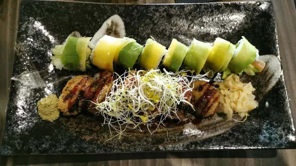 Lila Sushi & Thai kitchen
