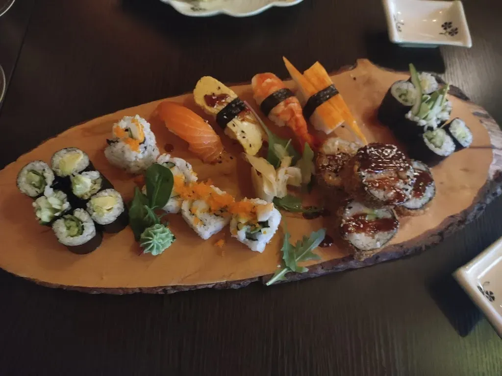 Asia Gourmet - by LH