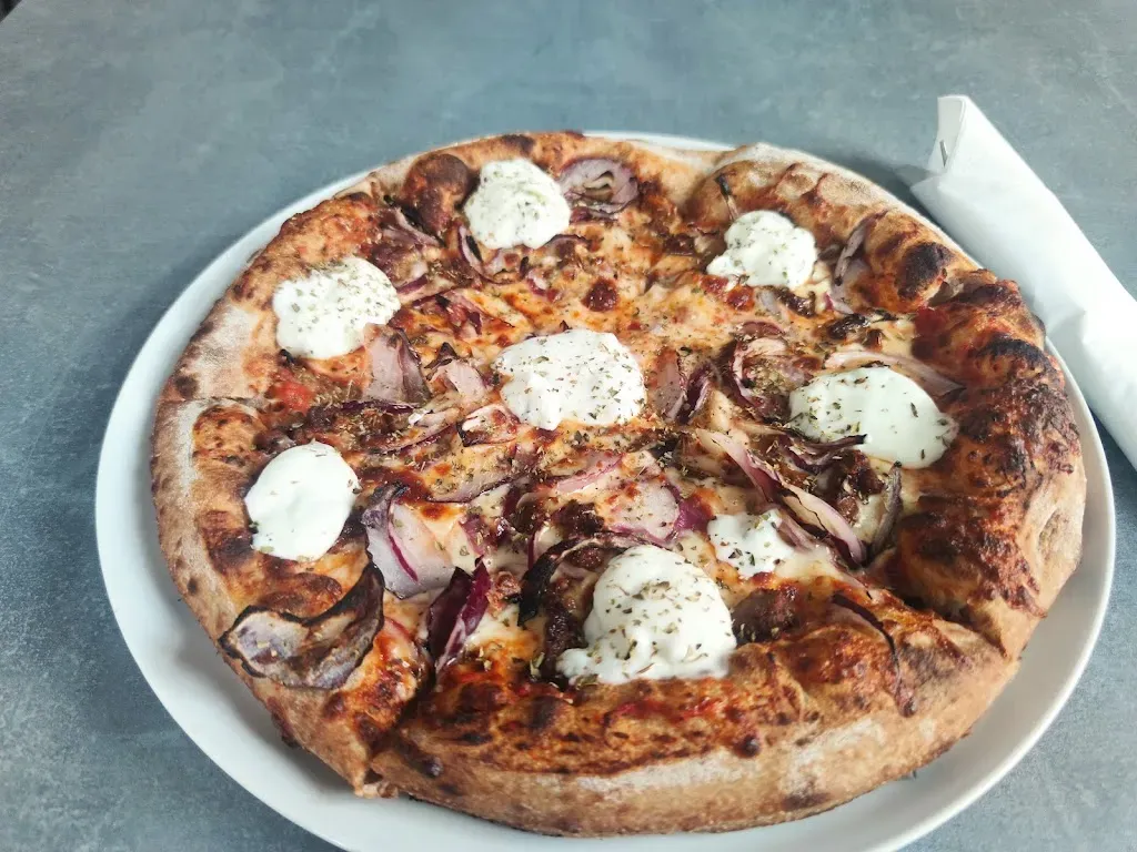 Mario´s Eis und Pizza GmbH