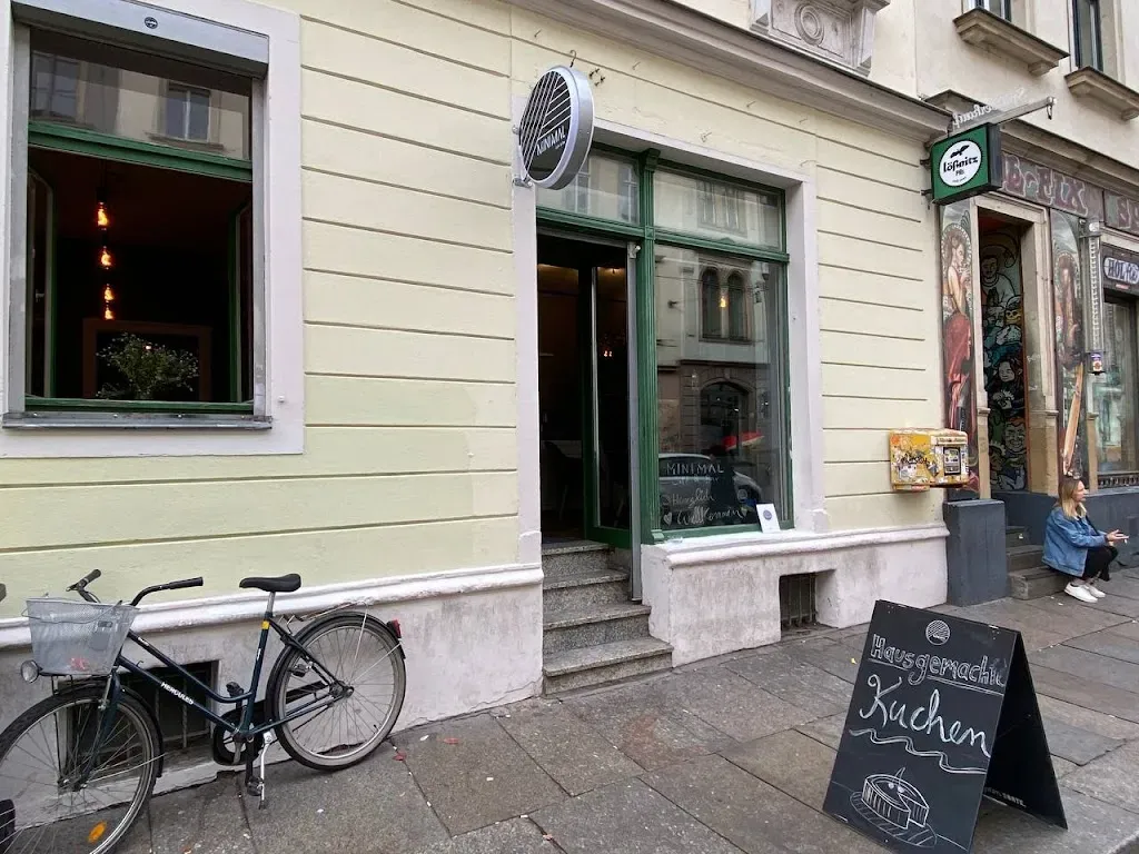 Minimal Cafe
