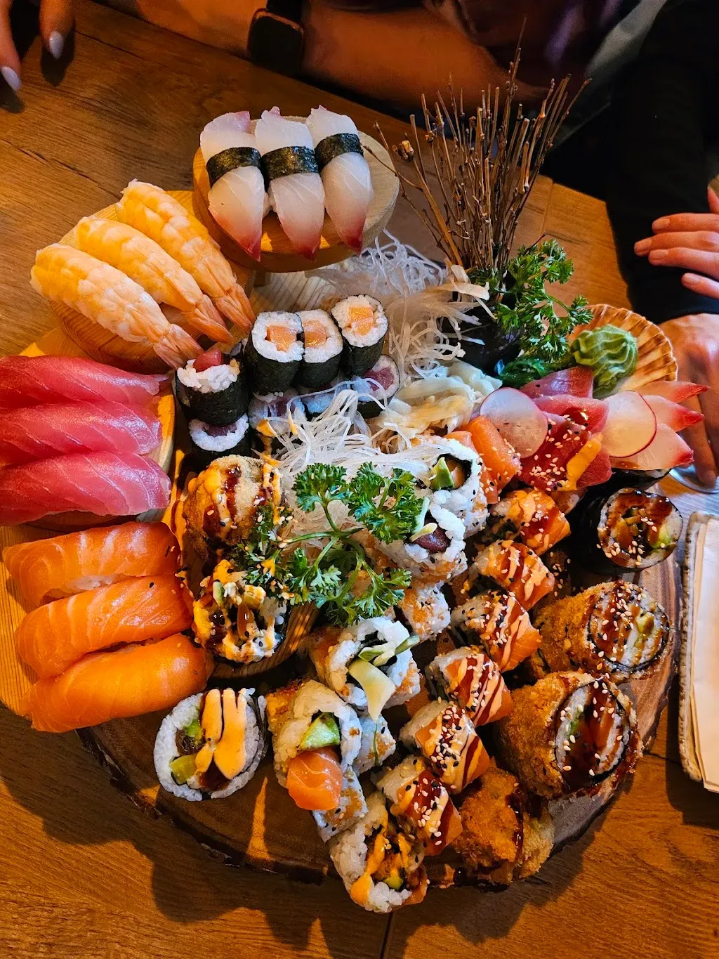 Hiroshi Sushi & Ramen