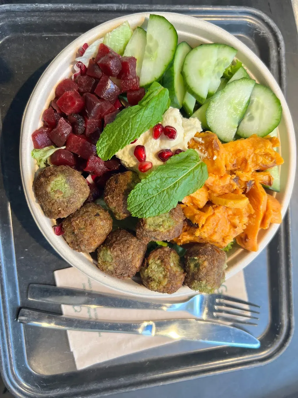 dean&david | Bowls, Salate, Curries & Snacks!