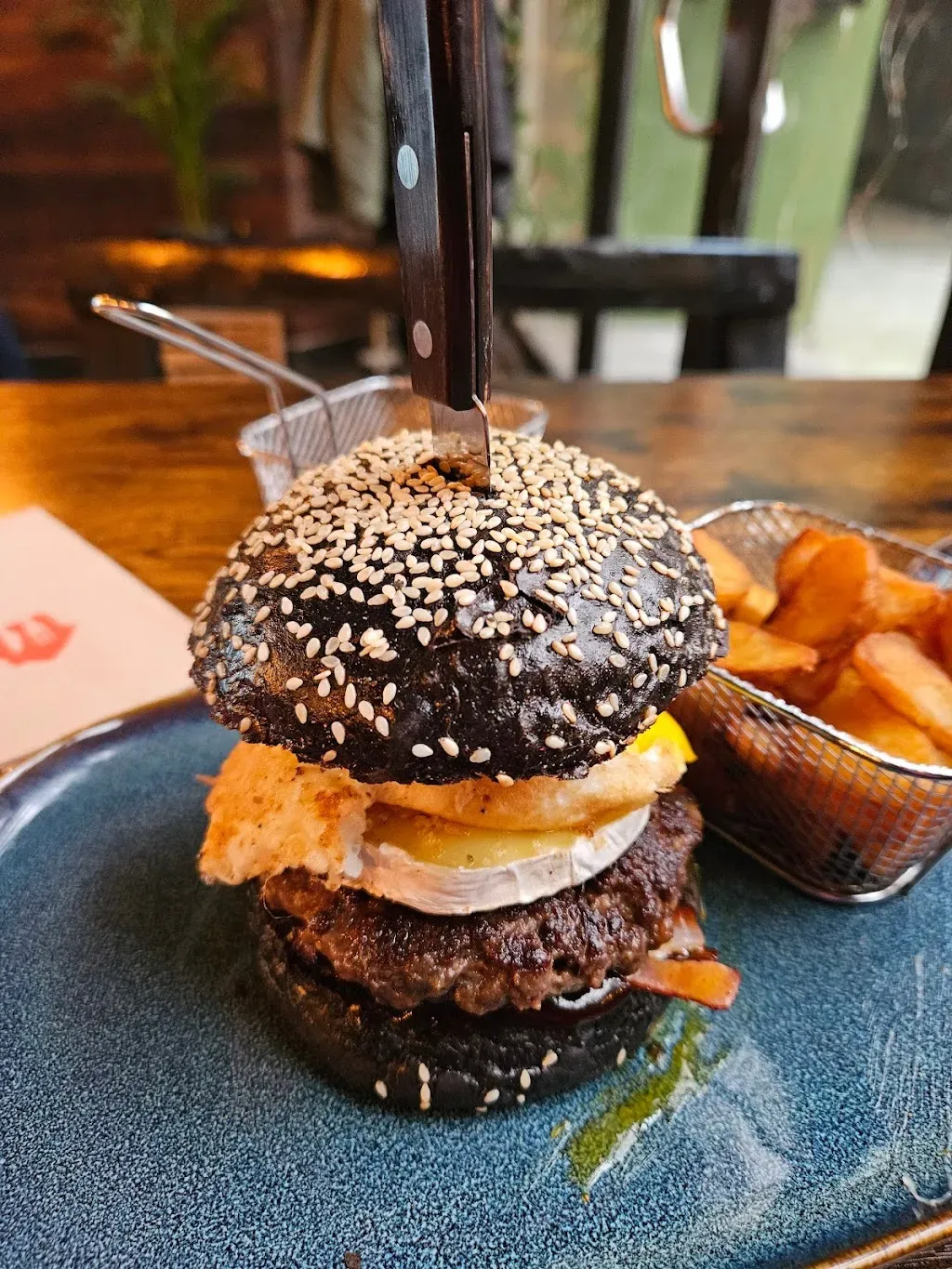 Hapos Burger