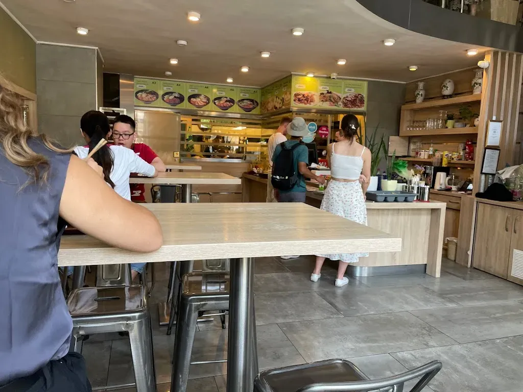 Flour Style Wok Bar
