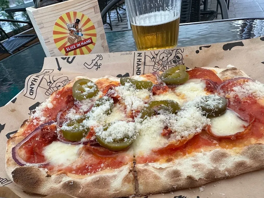 Slice in Hand pizza & drinks