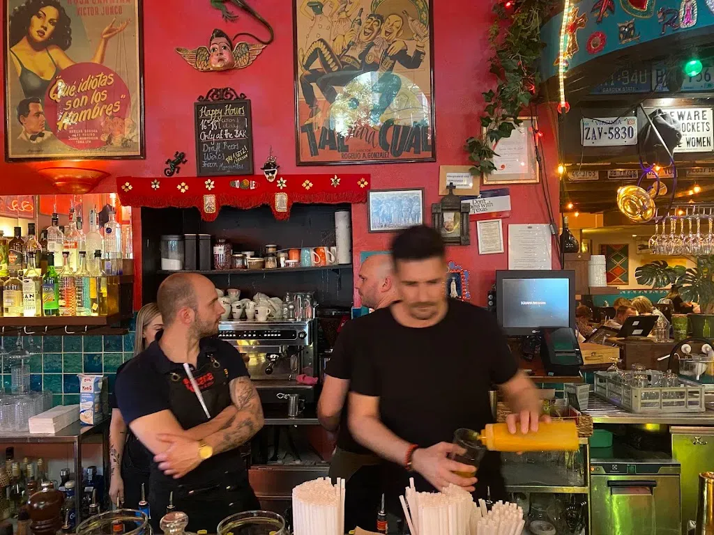 Iguana Bar and Grill