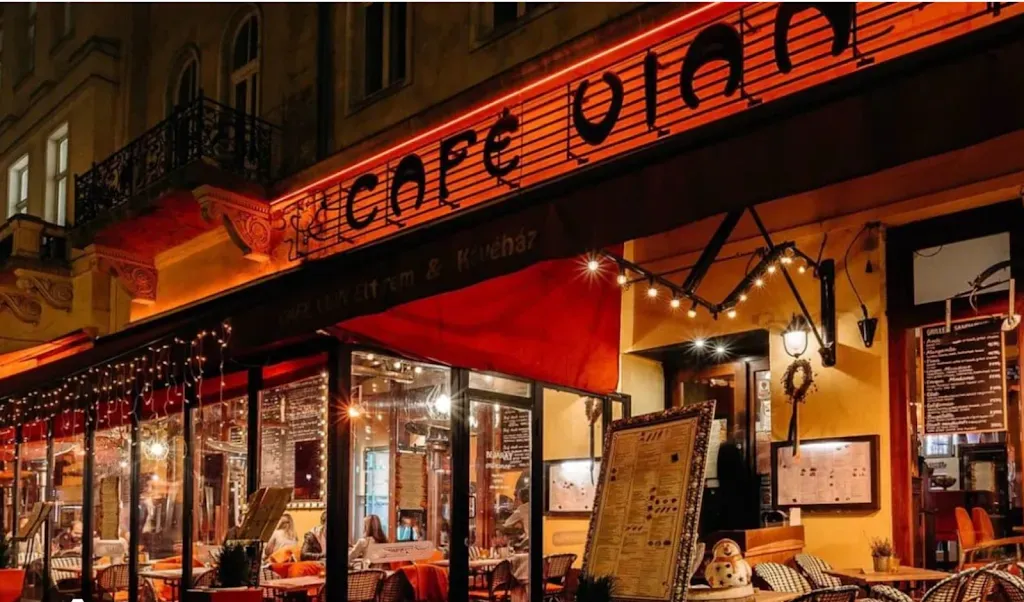 Café Vian Liszt Ferenc tér