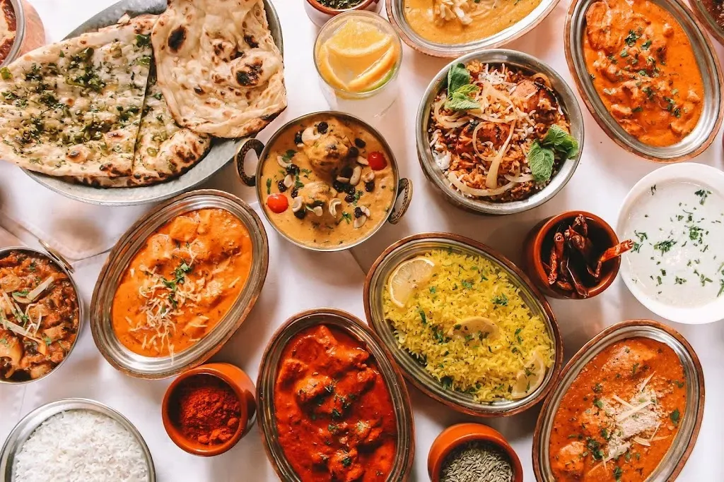 Salaam Bombay Indian Restaurant / Indiai Étterem