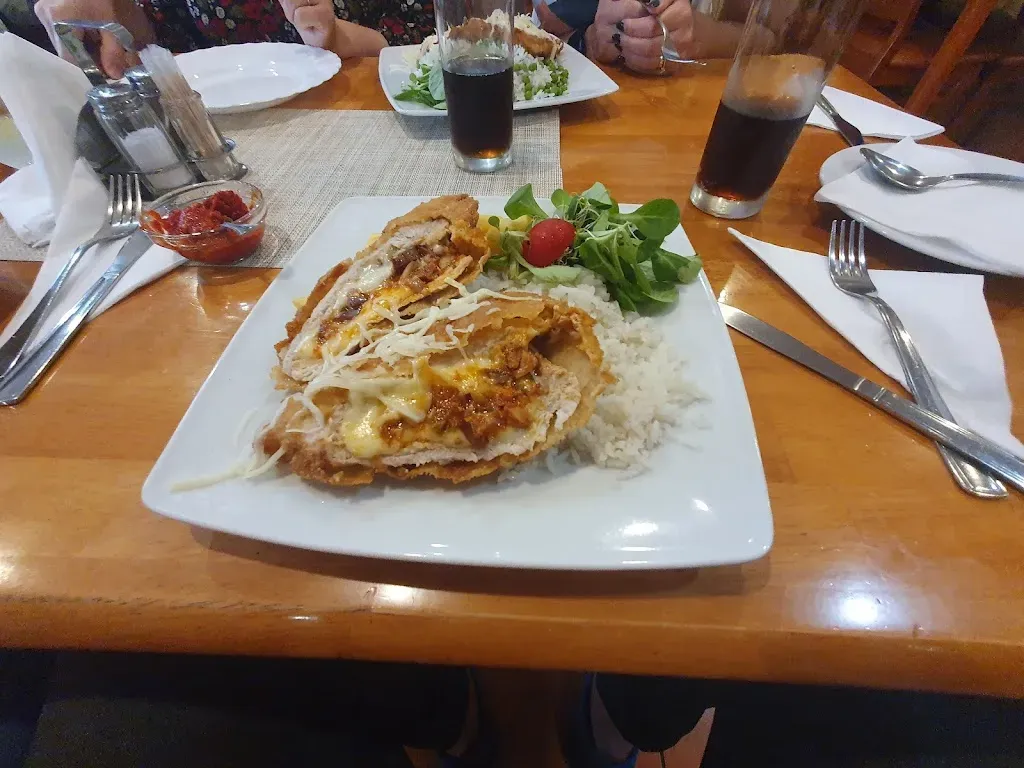 Karcsi Vendéglő