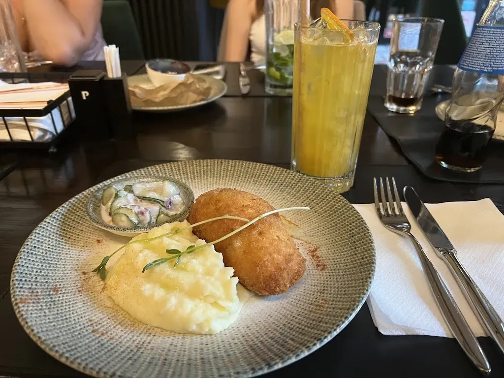 Cork breakfast & wine