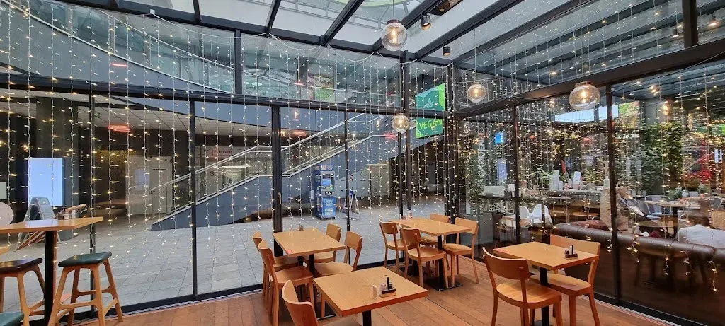 Hummus bar