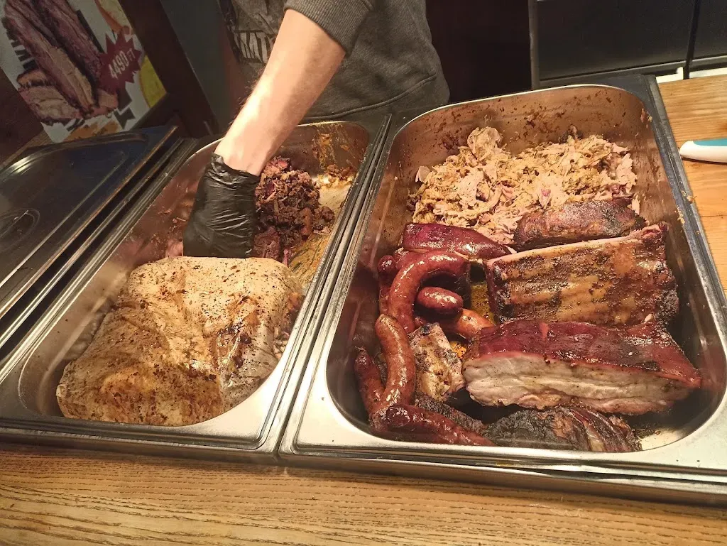 Smokey Monkies BBQ