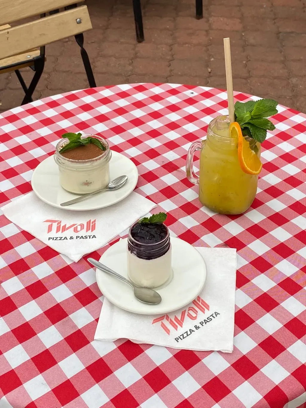 Pizzeria Tivoli - Winogrady