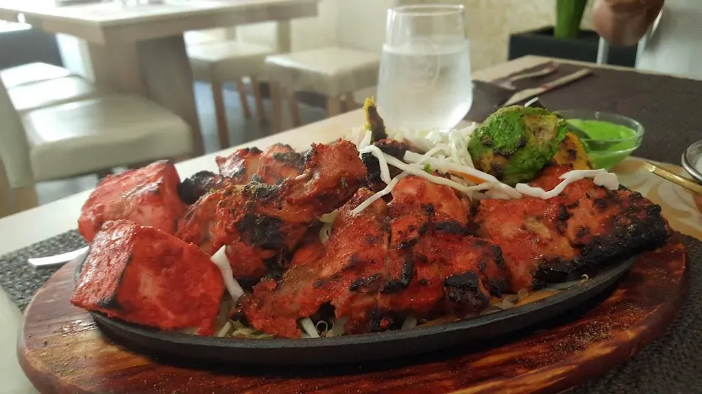 Maharaja Lounge
