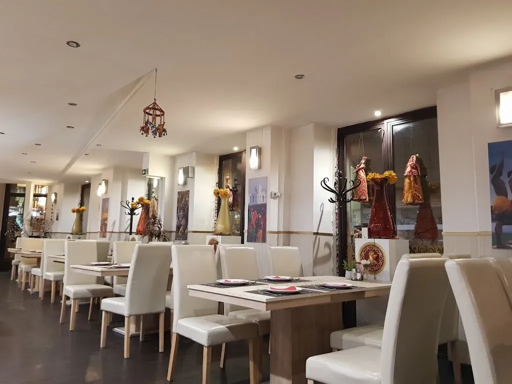Maharaja Lounge