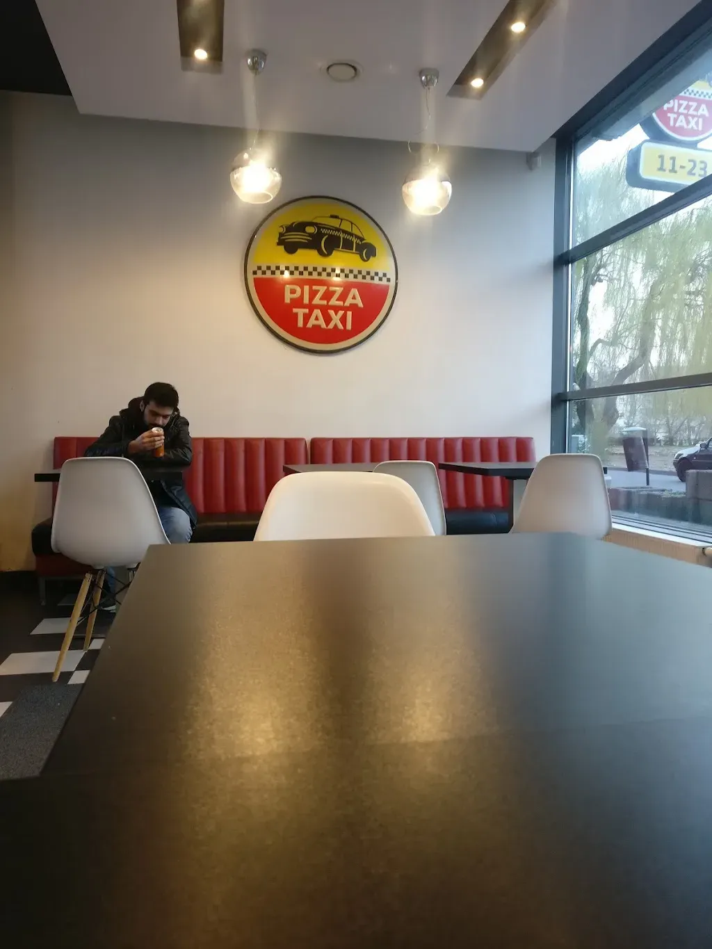 Pizza Taxi