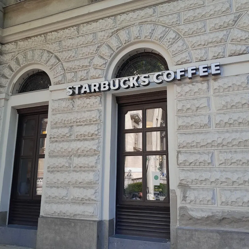 Starbucks Bazilika
