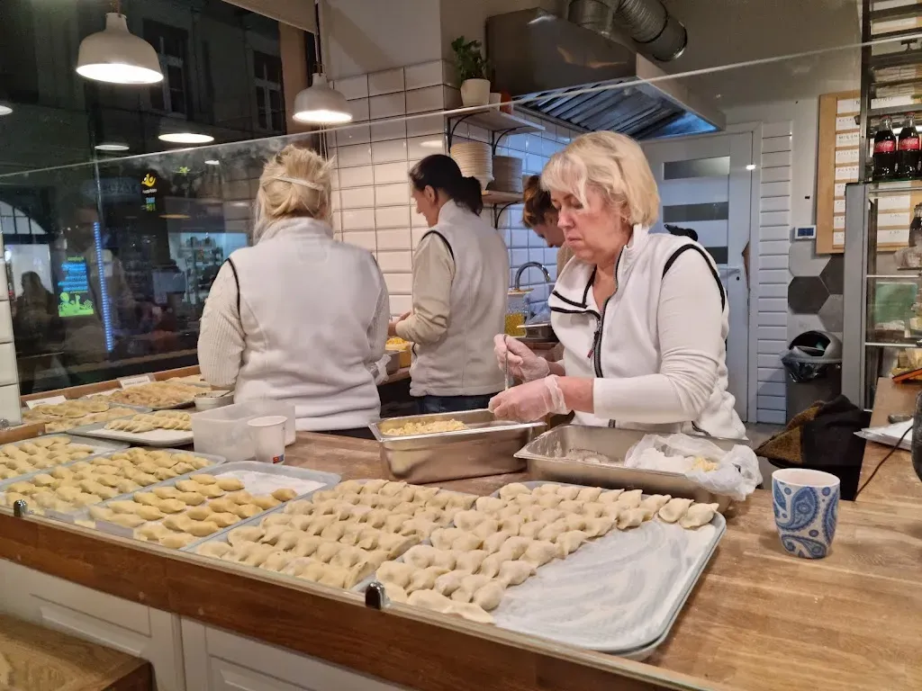 Pierożak Pierogarnia Półwiejska