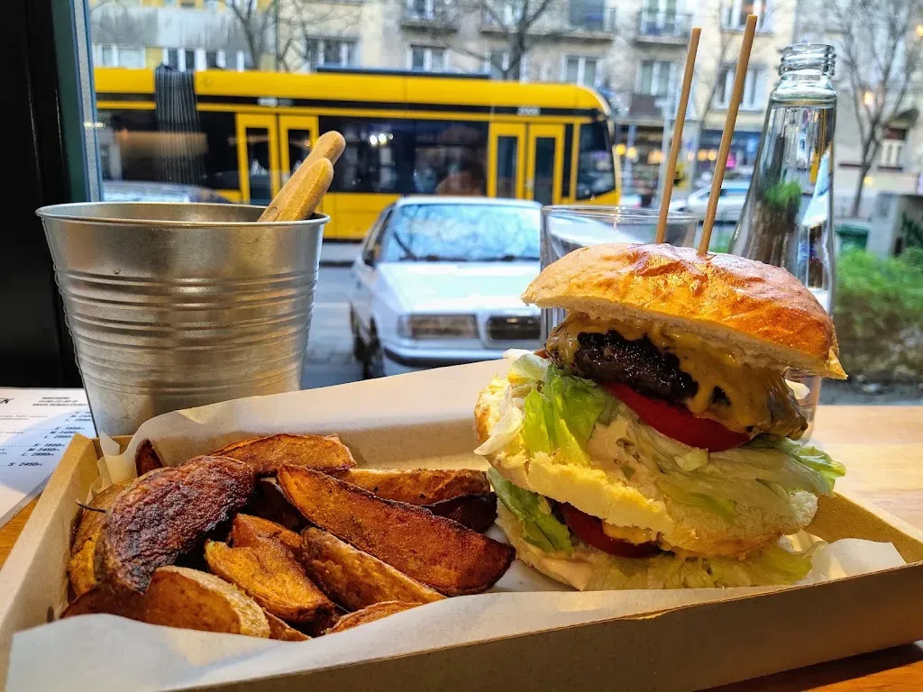Bajor Burger & Beer