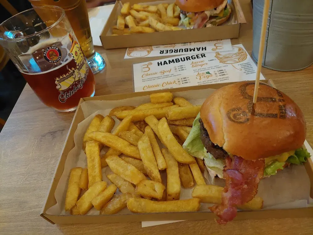 Bajor Burger & Beer