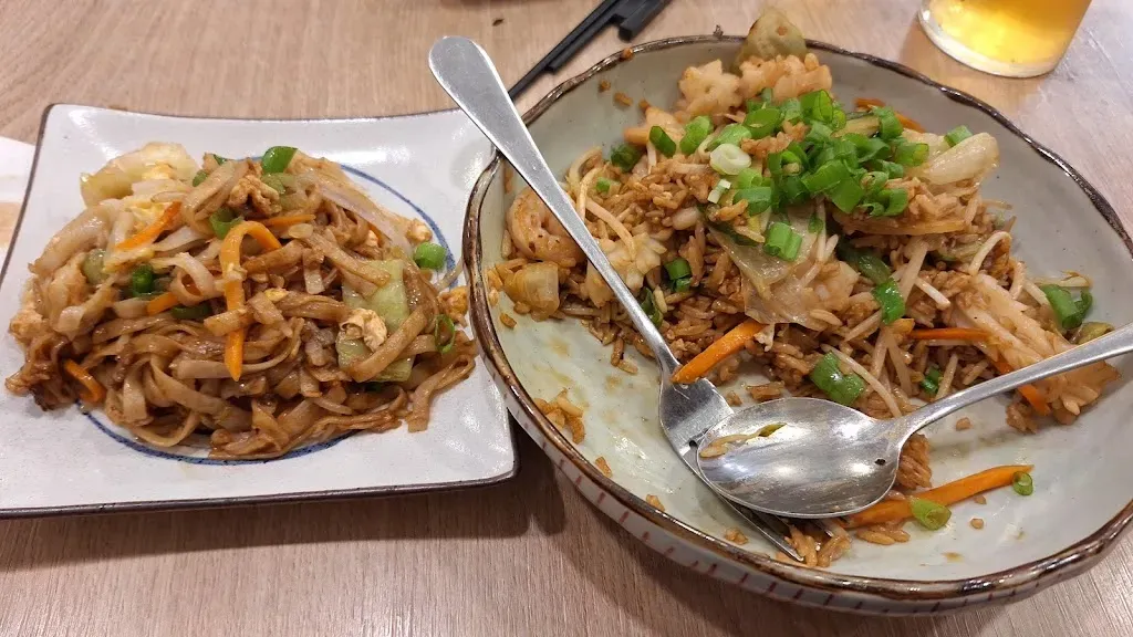 Spicy Fish Budapest and Sakura Ramen