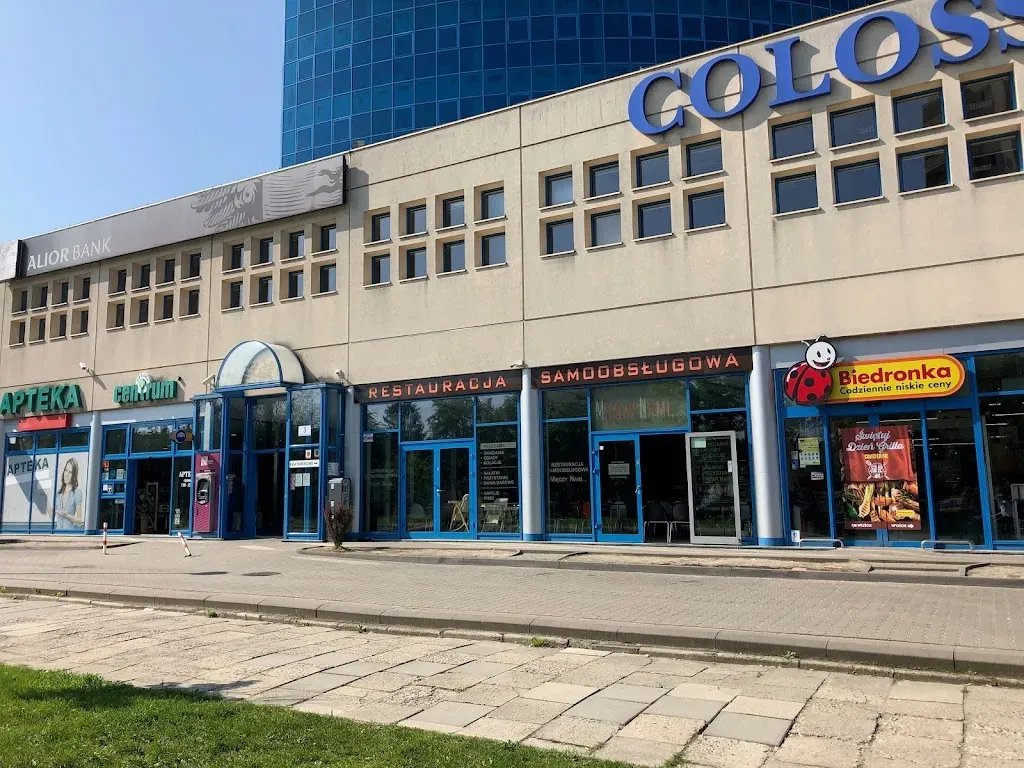 Między Nami