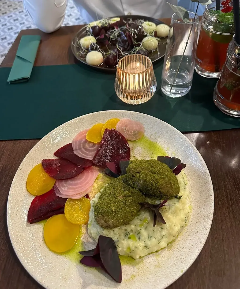 Szarlotta Restaurant