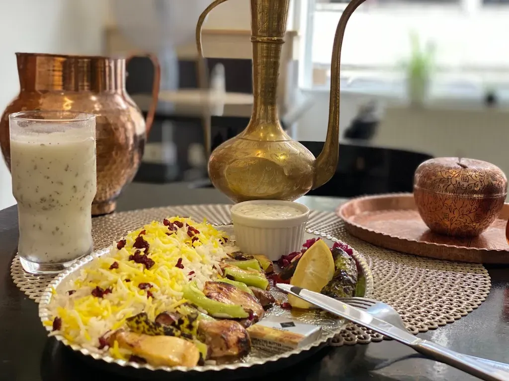 RUMI Restaurant & cafè رومی