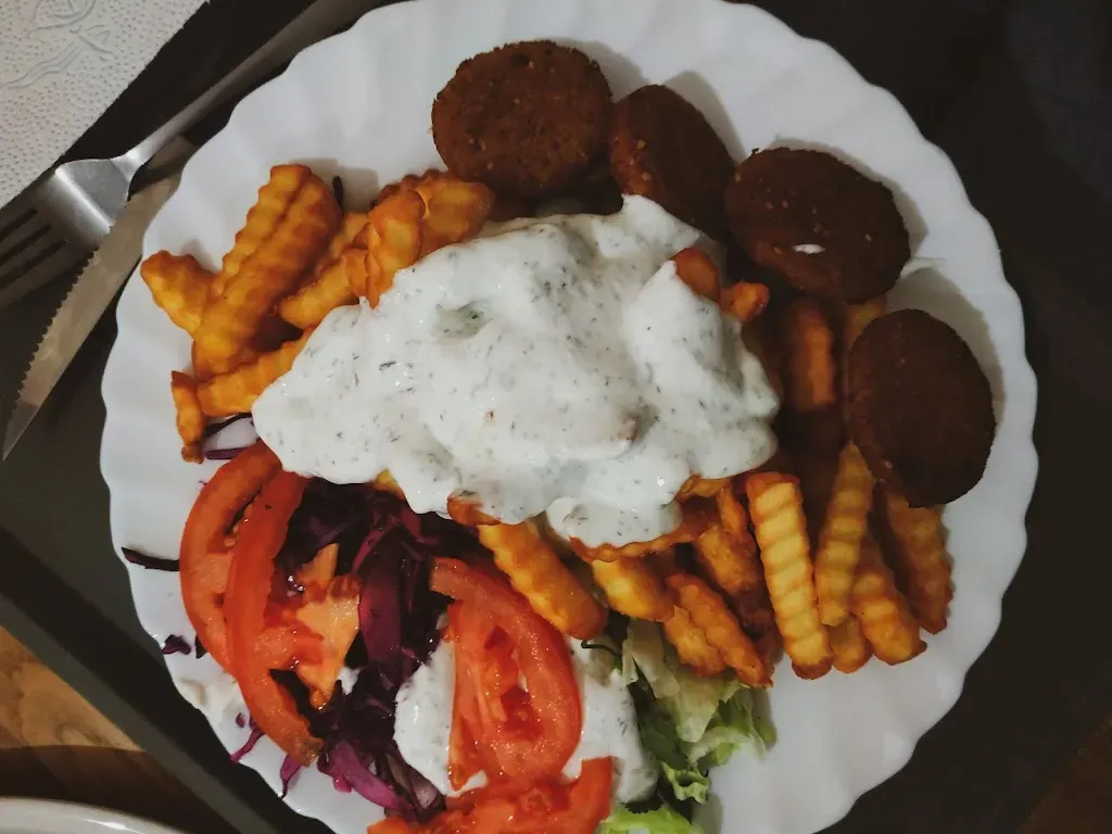 Azad Kebab Pizza