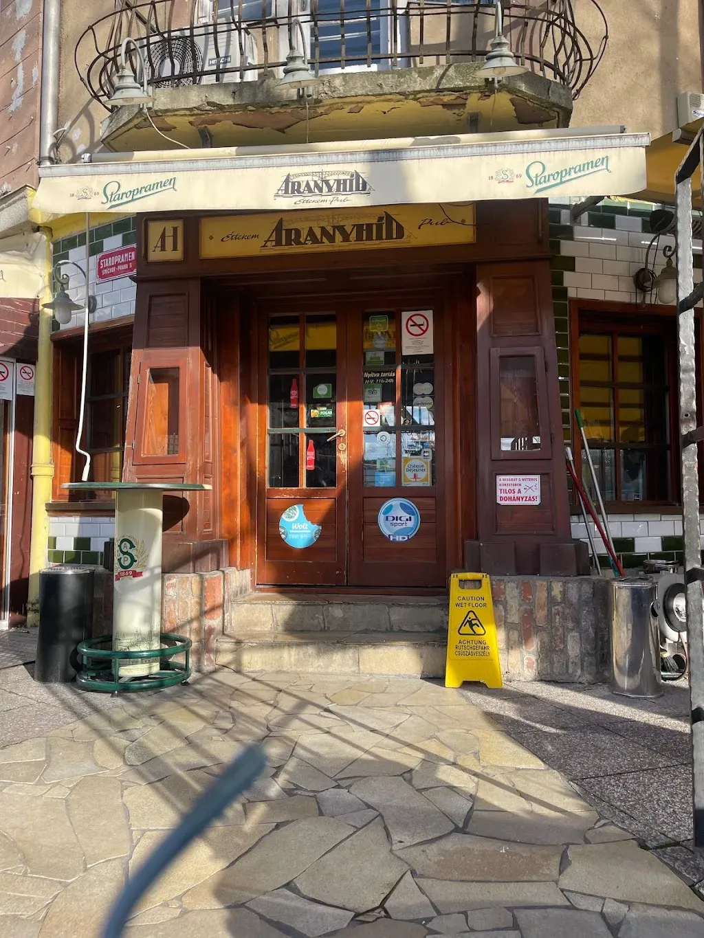 Aranyhíd Étterem Pub