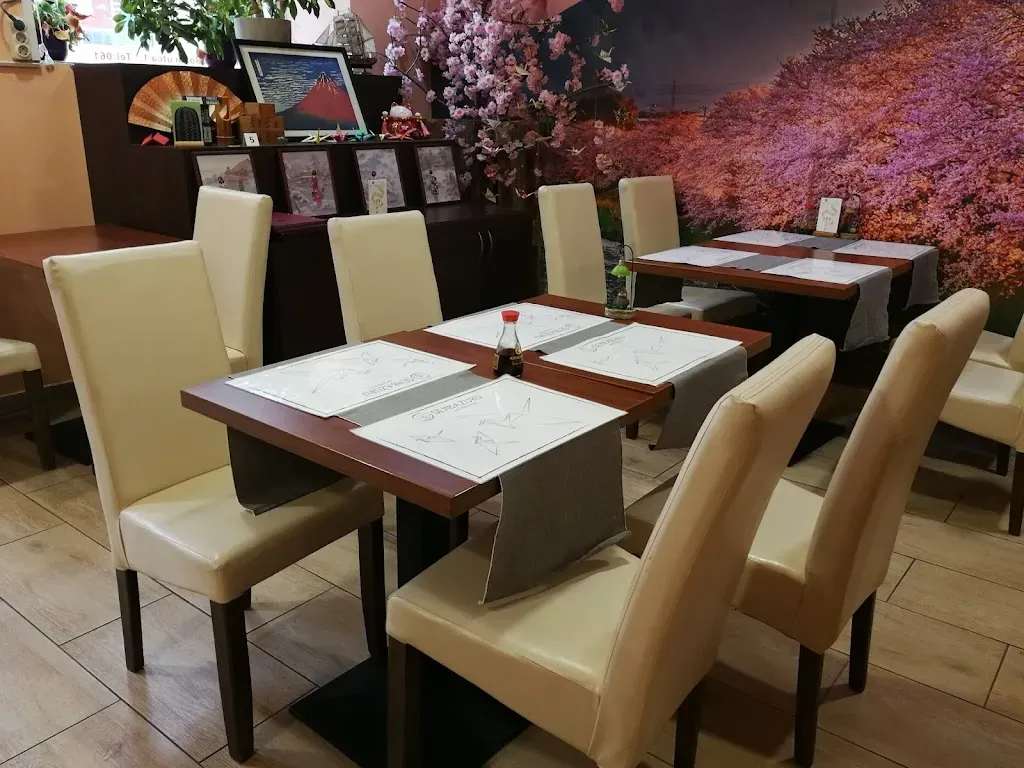 Senbazuru Bistro