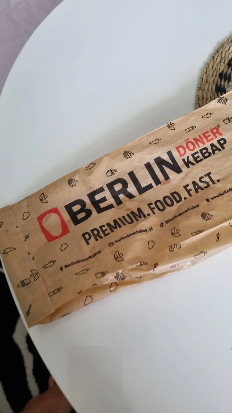 BERLIN DÖNER KEBAP "Viktor"