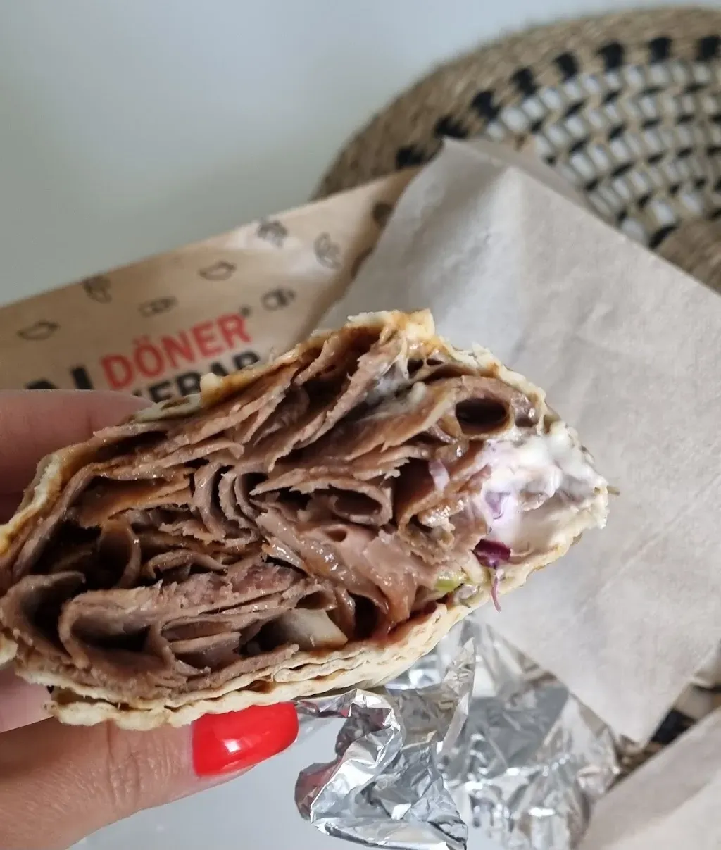 BERLIN DÖNER KEBAP "Viktor"
