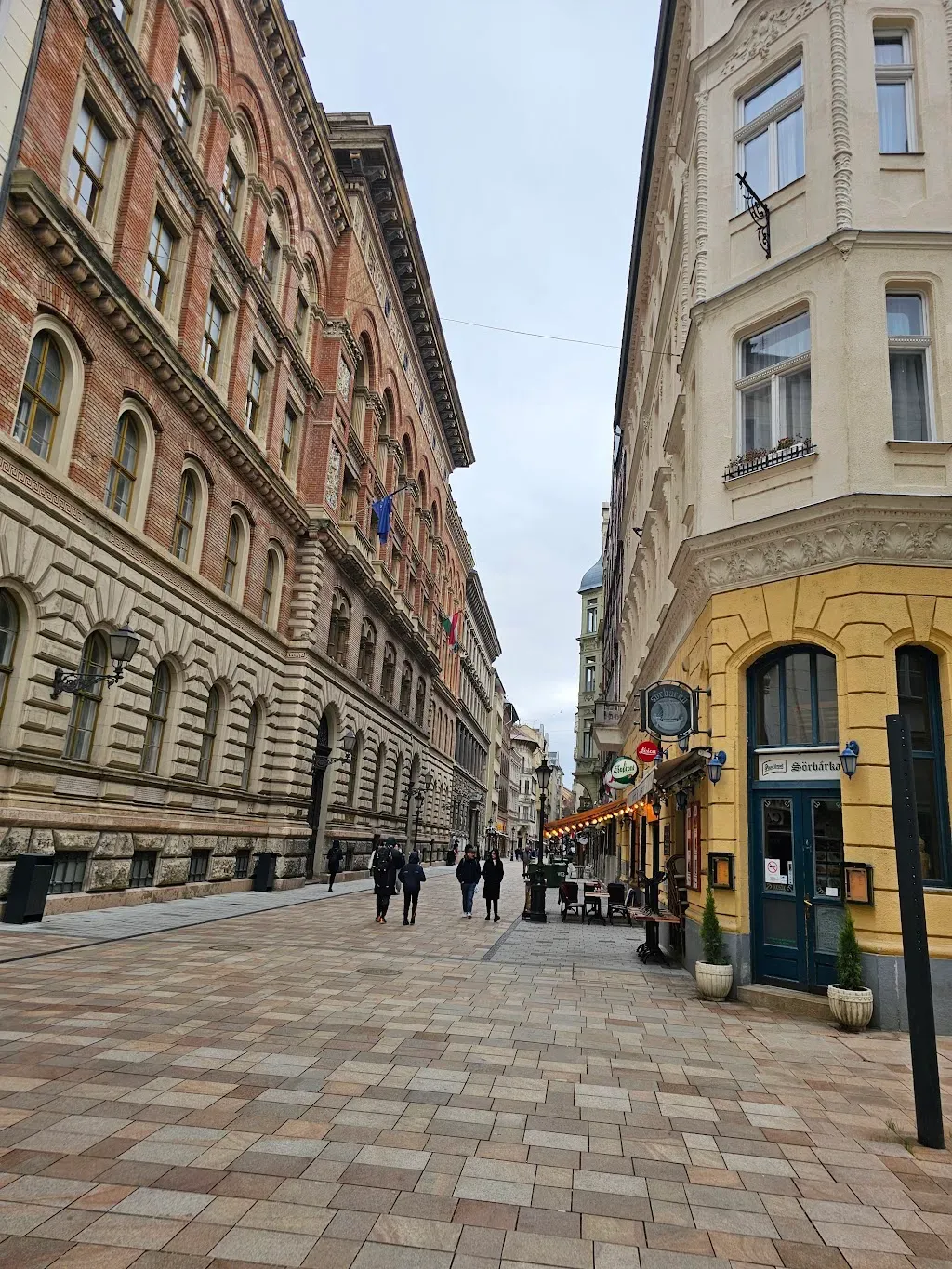 Sörbárka Pub & Restaurant