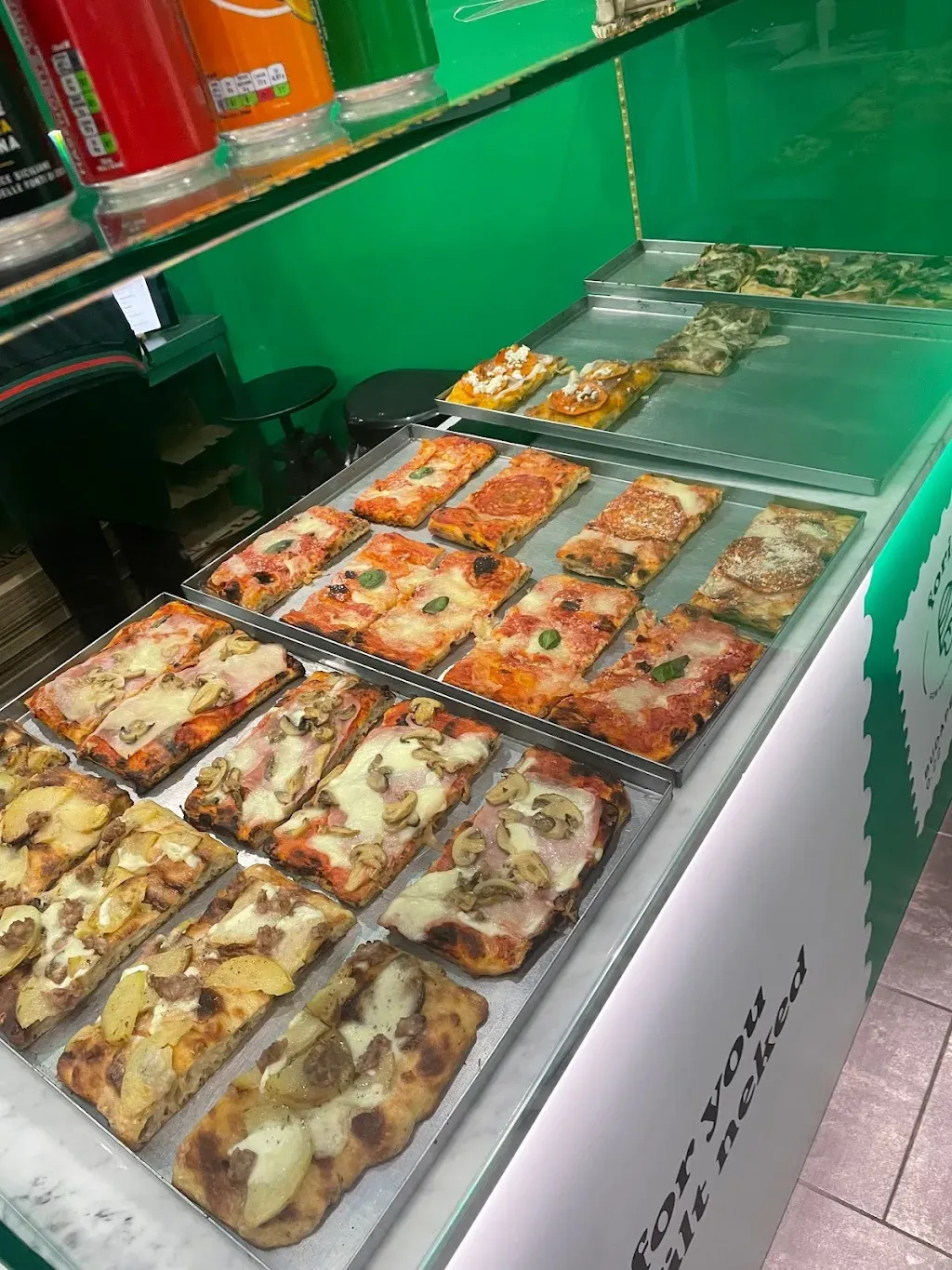 Pizza Foriù | Magyar utca