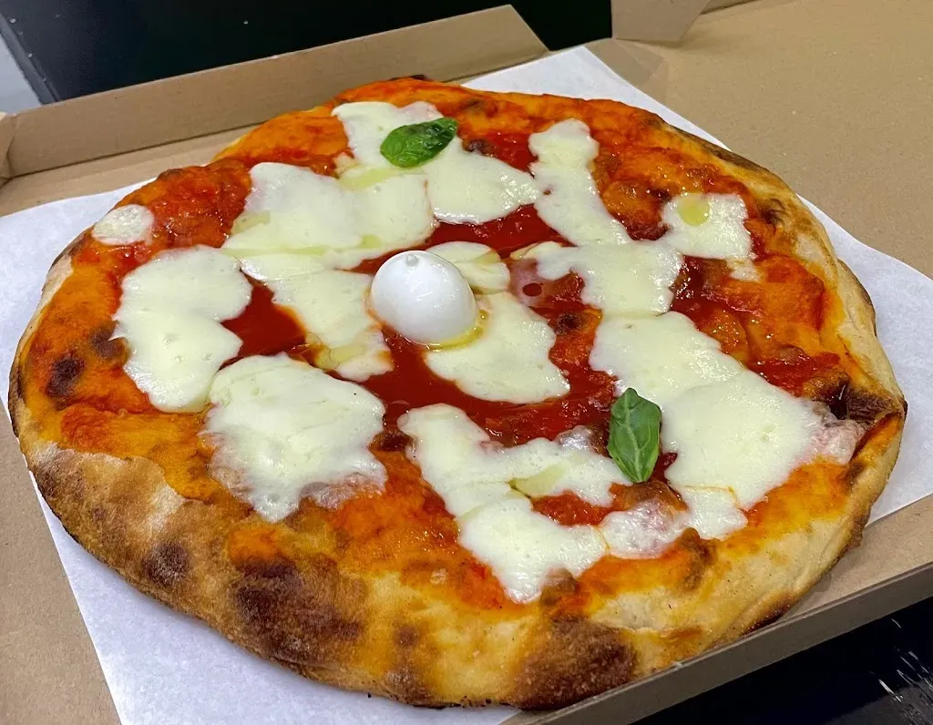 Pizza Foriù | Magyar utca