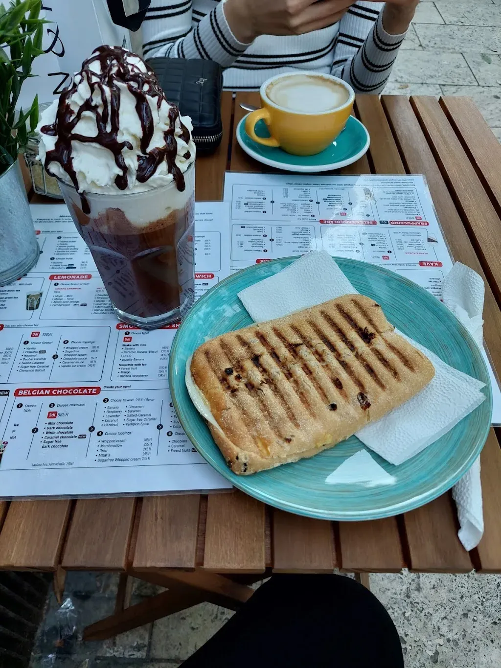 Ahoy! Waffle, Chocolate, Lemonade Cafe