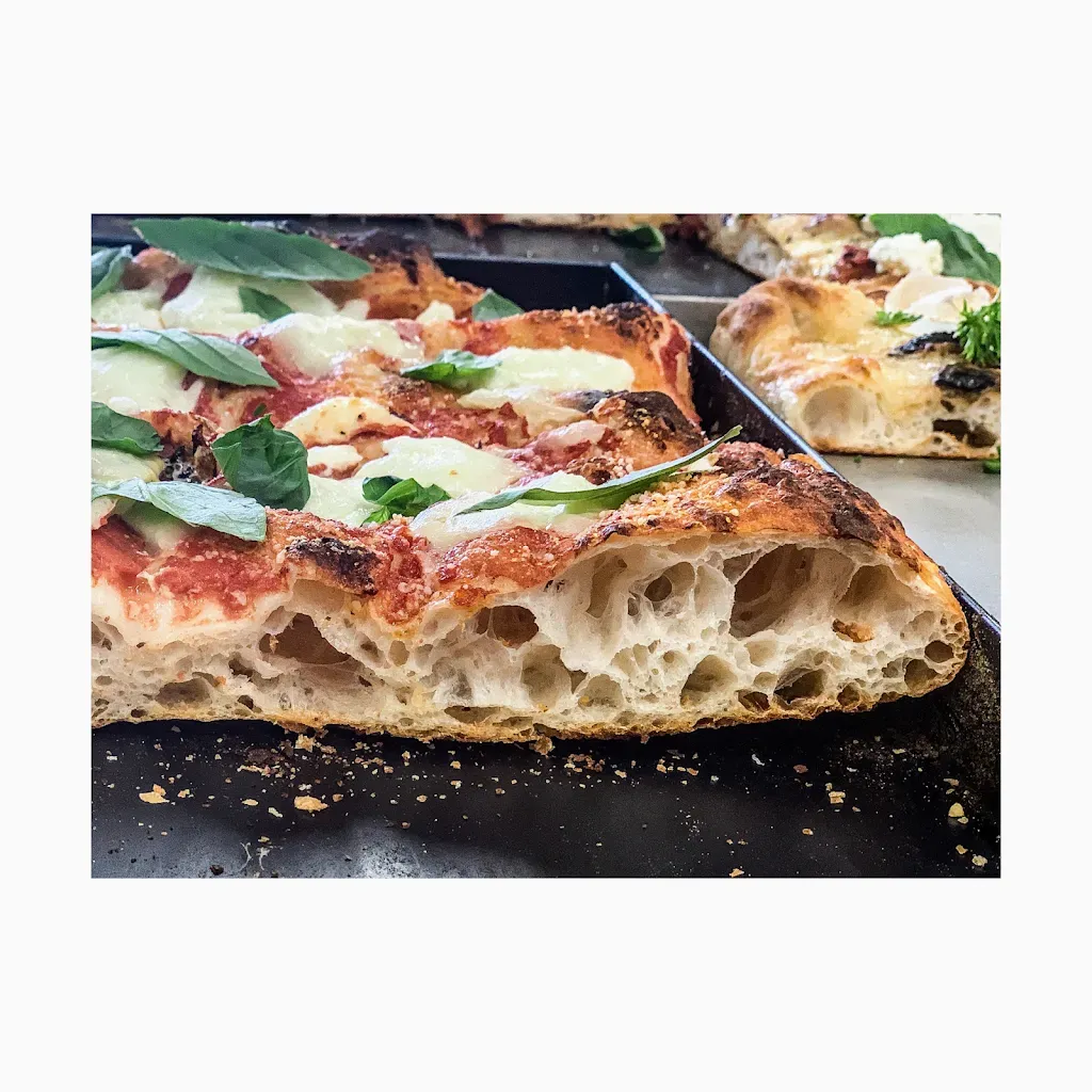 IDE Pizza Pozsonyi