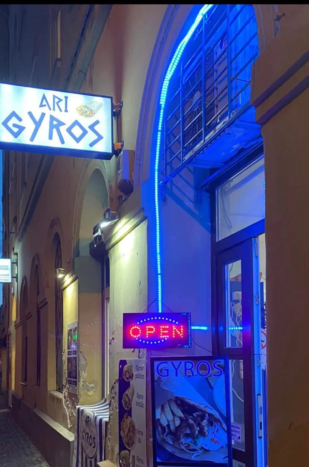 Ari Gyros