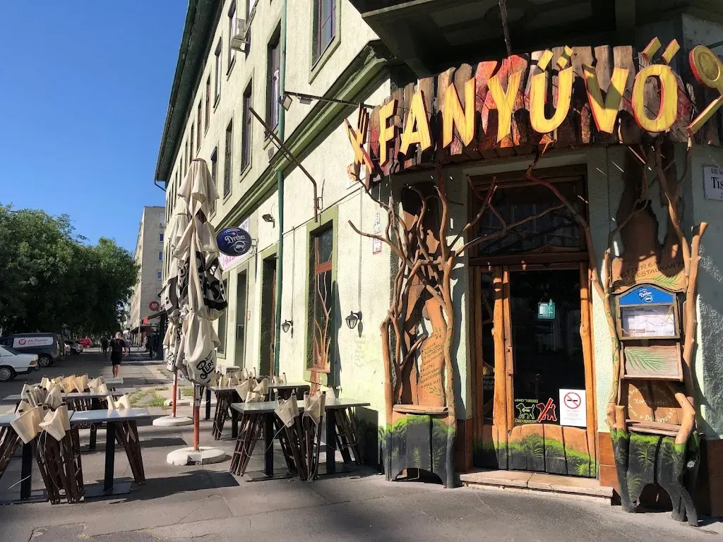 Fanyűvő Étterem