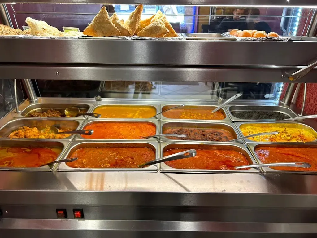 ZAIQA Restaurant eredeti pakisztáni és indiai ízek (Halal) (حلال)