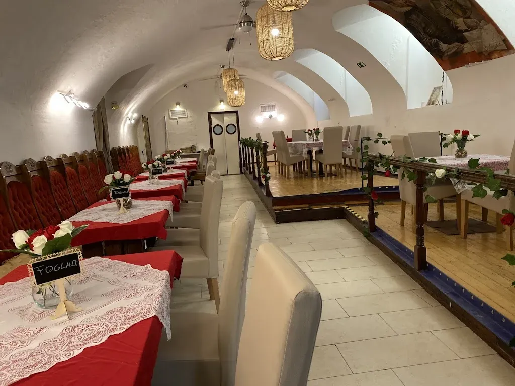 Made In Hungaria Restaurant