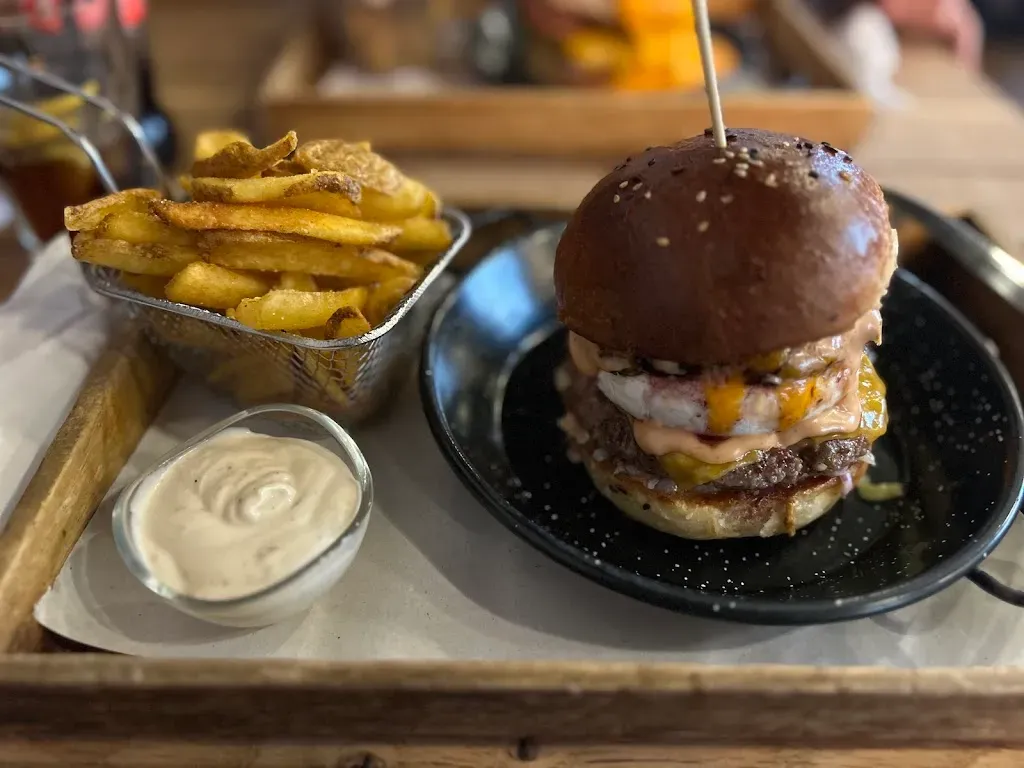 Burger-Bar-Hol