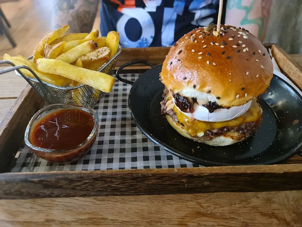 Burger-Bar-Hol