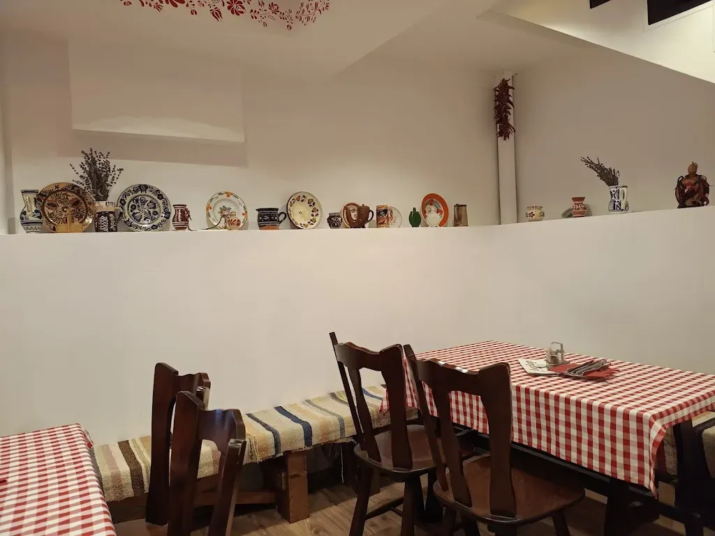 Piros Csizma Étterem