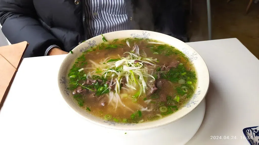 Em oi pho restaurant