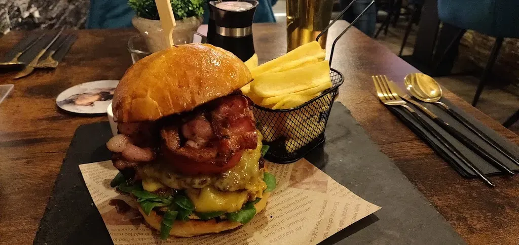 Heavenly Kitchen & Bar