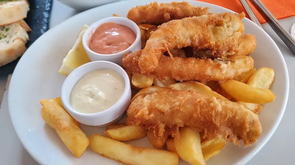Nemo Fish & Chips & Salad Bar